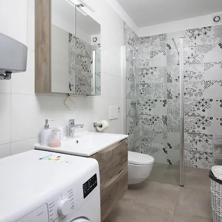 公寓 Fuer 5 Personen Und 1 Kind In Pjescana Uvala, Istrien Istrische Riviera *
